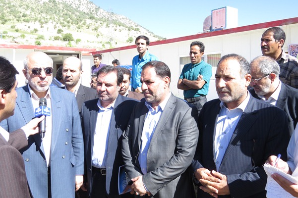 افتتاح پروژه ها در گچساران توسط وزیر نیرو/تاجگردون نیامد