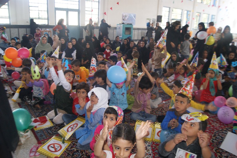 شرکت مسئولین بهداشت و درمان چرام در جشن افتتاحیه ی مهد کودک های شهرستان