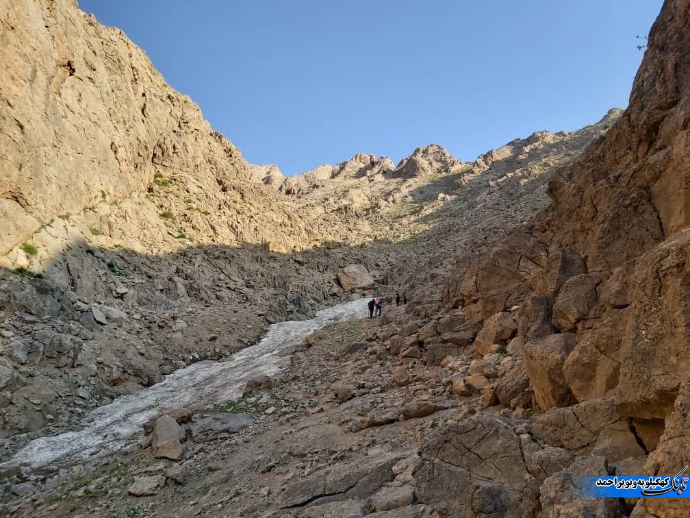 صعود به قله ی شاهان کوه اصفهان+تصاویر