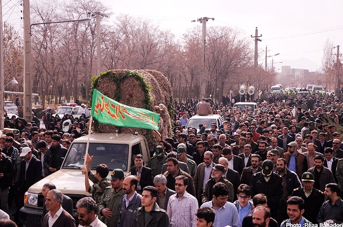 گزارش ‌تصویری‌ تشییع پیکر دوشهید گمنام در اراک