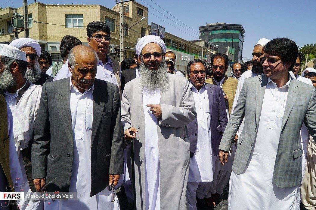 حضور مولوی عبدالحمید در راهپیمایی روز قدس