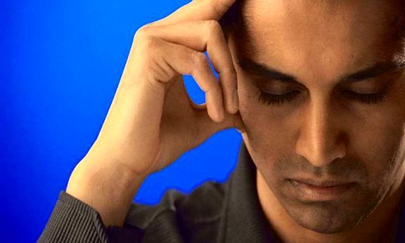 چگونه بر سردرد ناشی از روزه&zwnj;داری غلبه کنیم؟