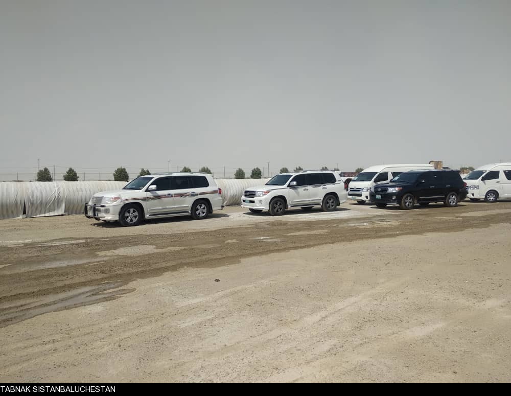 گزارش تصویری: بازدید وزیر امورخارجه از سومین قطب پتروشیمی کشور گزارش تصویری: بازدید وزیر امورخارجه از سومین قطب پتروشیمی کشور