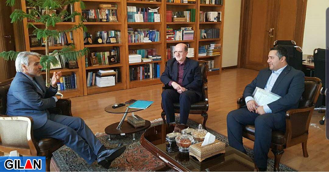 رجایی: با پیگیری‌های اقای لاهوتی توانستیم اعتبار ۱۱ میلیارد تومانی کارخانه کمپوست را به ۱۶ میلیارد تومان افزایش دهیم / قرارداد ۲۰ میلیارد تومانی آسفالت لنگرود تاکنون ۱۵ میلیارد تومان محقق شده و ۵۰ درصد از این مبلغ نیز از طریق اعتبارات ملی بوده است / کارخانه کمپوست تا پایان سال افتتاح می شود / لوله‌گذاری خیابان جمهوری به دلیل اعتراضات مردمی تاکنون انجام نشده است