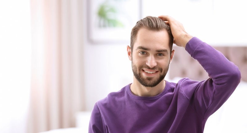 با مزایا و معایب کاشت مو بیشتر آشنا شویم با مزایا و معایب کاشت مو بیشتر آشنا شویم