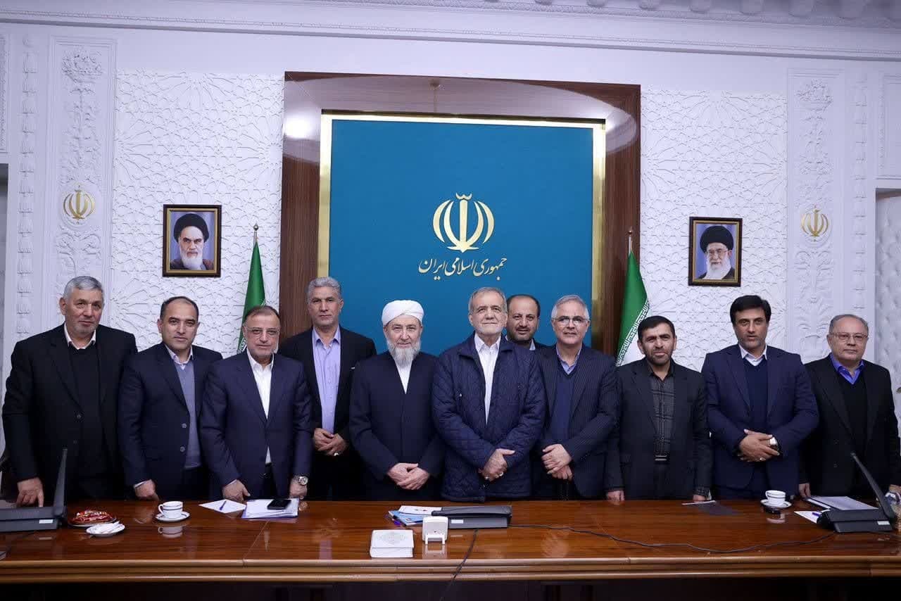 گلستان جزء ۴ استان محروم کشور است/محور گفت&zwnj;و&zwnj;گو با رئیس جمهور حل مشکلات معیشتی مردم استان بود