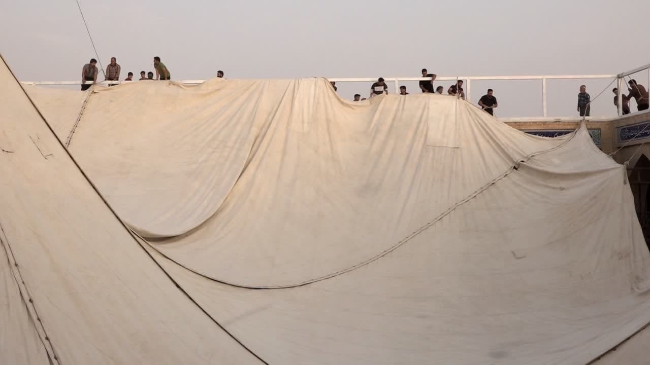 پوش حسینیه میانگاه بافق برافراشته شد