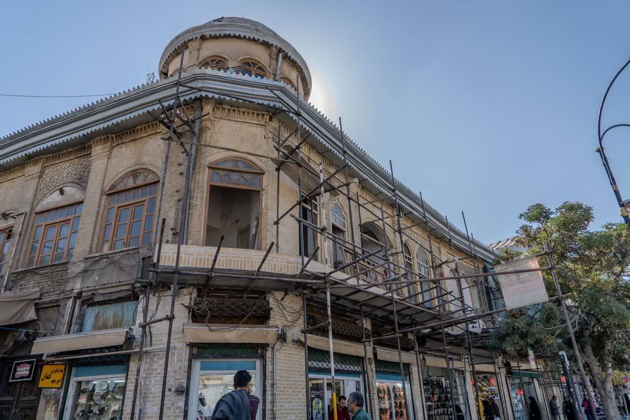 مرمت جداره&zwnj;های میدان امام(ره) با نظارت میراث&zwnj;فرهنگی انجام می&zwnj;شود