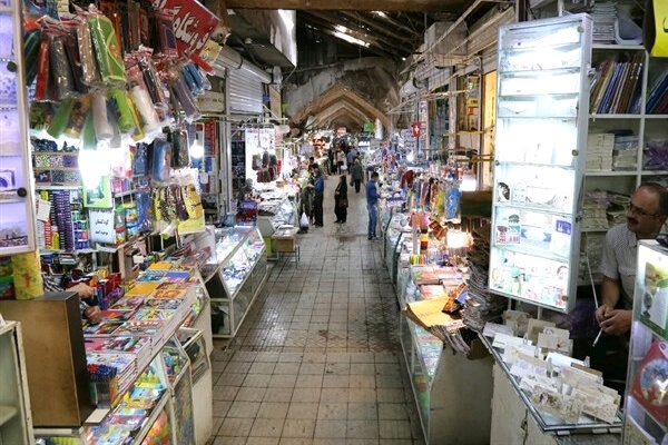 سایه تعلل بر بازاری که هر روز شلوغتر میشود؛ آیا ضربالاجل استانداری/ پایان سالها وعده برای جمعهبازار یاسوج است؟ سایه تعلل بر بازاری که هر روز شلوغتر میشود؛ آیا ضربالاجل استانداری/ پایان سالها وعده برای جمعهبازار یاسوج است؟