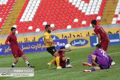 گزارش تصویری فوتبال پدیده مشهد _:سپاهان اصفهان