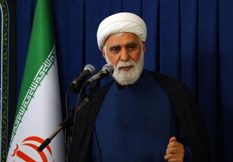 امام جمعه کیش: مشارکت در انتخابات زمینه‌ساز نصرت الهی است