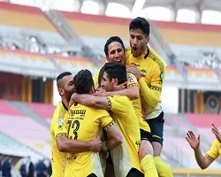 صدرنشینی سپاهان با پیروزی مقابل تراکتور