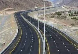 کاهش چشمگیر زمان سفر با ساخت آزاد راه اصفهان-شیراز