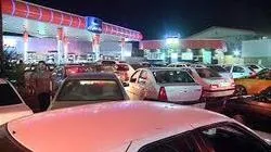 تکذیب شایعه بی اساس مبنی بر تعطیلی جایگاه های پمپ بنزین در برخی از شهرهای آذربایجان غربی