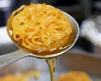 مضرات خوردن زولبیا و بامیه بیش از فواید آن است