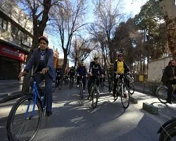 قسم حضرت عباسی مدیران برای اختصاص ساعاتی به ورزش /کاهش وزن و ترک سبگار برای کارمندان تشویقی دارد