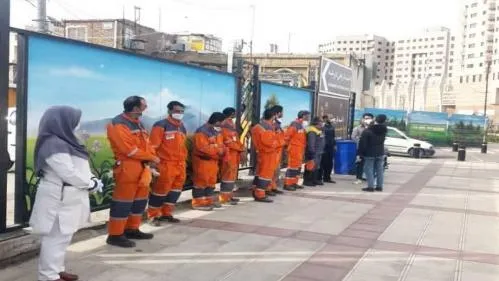 گندزدایی مستمر محلات و معابر پیرامون حرم مطهر رضوی