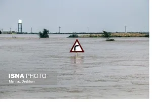 شکافتن جاده شادگان - دارخوین برای هدایت سیلاب به تالاب شادگان