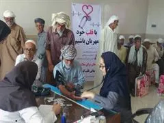 برپایی ایستگاه سلامت با هدف ارتقاء سلامت سالمندان به مناسبت هفته سالمند و روز جهانی قلب در کمیته امداد