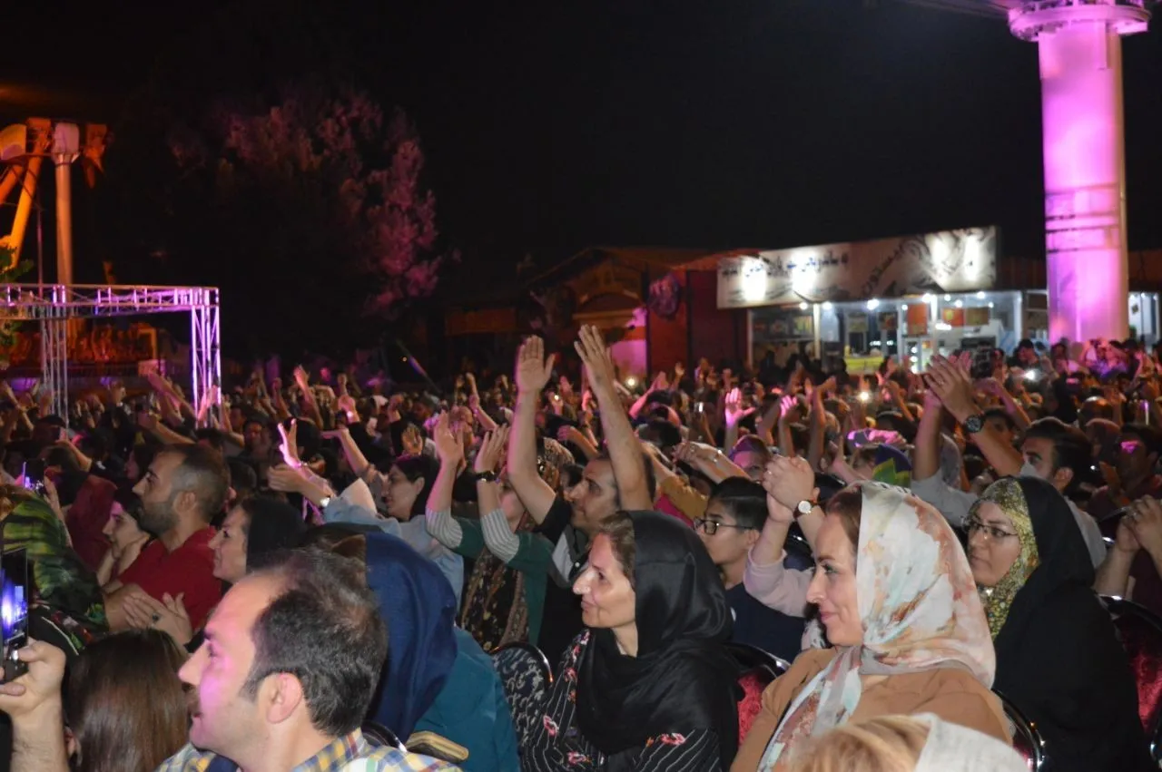 شب‌های شاد کرمانشاه