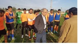 حسین زاده خطاب به بازیکنان استقلال خوزستان: از شما عذرخواهی می کنم